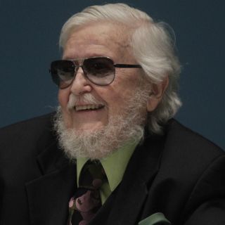 Entregan Honoris Causa a Fernando del Paso