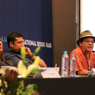 El periodismo debe enfocarse en las historias