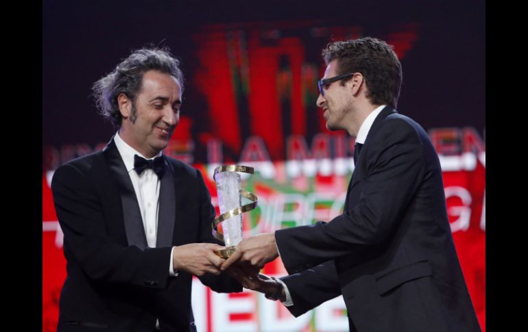 ''La grande Bellezza'' le valió a Paolo Sorrentino (i) el premio correspondiente al mejor director. AP /