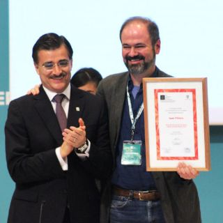 El periodista no puede ser indiferente a la injusticia: Villoro