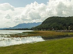 El mes de septiembre rindió buenas cuentas para el  lago y su capacidad. ARCHIVO /