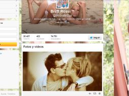 La actriz pono Brett Rossi subió a su cuenta personal de Twitter, una fotografía con charlie Sheen. ESPECIAL /