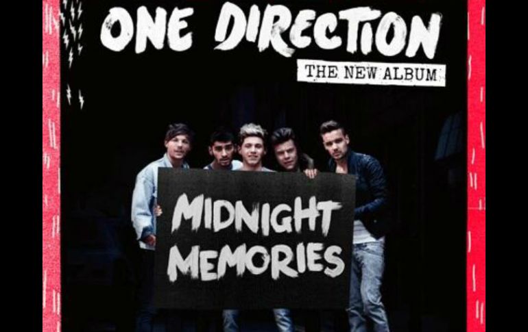 El CD se encuentra a la venta en los formatos físico y digital. Tomada de @onedirection. ESPECIAL /
