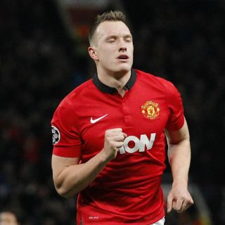 Manchester United asegura liderato de grupo