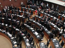 Los senadores prevén reformar tres artículos constitucionales en materia de energía. ARCHIVO /