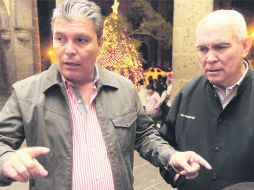 Ignorados. Gregorio López Lozano y Antonio Castillón acudieron al Palacio Municipal tapatío, pero no hubo diálogo con autoridades.  /