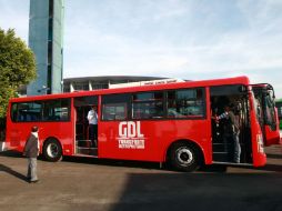 Los transportistas podrán iniciar a comprar los camiones conforme al nuevo modelo y usarlos, de momento, en las rutas convencionales.  /