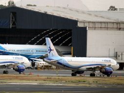 Autoridades exponen que es más complejo ampliar la terminal aérea que edificar una nueva. ARCHIVO /