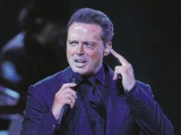 • Luis Miguel AP /