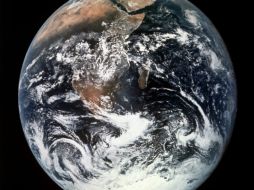 Los especialistas prevén que el incremento acabe provocando la ebullición de los océanos. ARCHIVO /