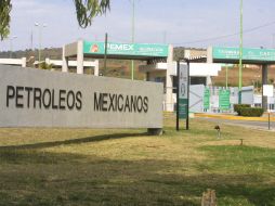 La paraestatal reitera que no se privatizará, sino que seguirá siendo de todos los mexicanos. ARCHIVO /