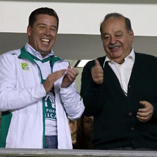 Slim agradece con iPhones y iPads a jugadores del León