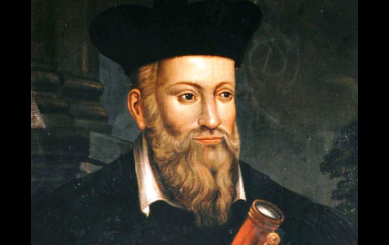 Se dice que después de decirle a su discípulo que no lo vería con vida a la salida del sol, Nostradamus falleció a causa de hidropesía. ESPECIAL /