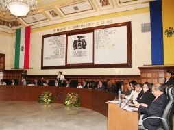 Se previeron 22 MDP para distribuir uniformes escolares gratuitos y dos MDP para el combate al muérdago. ESPECIAL /