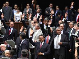 En el Congreso del Estado de México se aprobó la reforma con 57 votos a favor y 15 en contra. ARCHIVO /