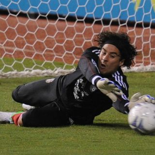 Ochoa y el Ajaccio siguen en declive