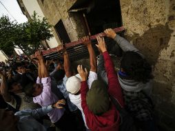 En Jalisco se registraron fuertes manifestaciones a las afueras del congreso en contra de la reforma.  /