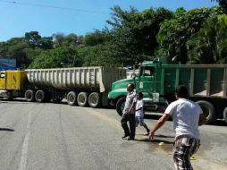 El pasado jueves manifestantes realizaron un bloqueo de 13 horas en demanda de la destitución del secretario de Seguridad. ARCHIVO /