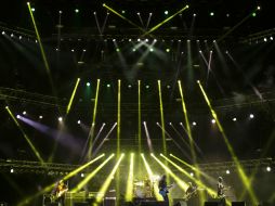 La banda estadounidense Foo Fighters, durante el concierto en México en el Foro sol. NTX /