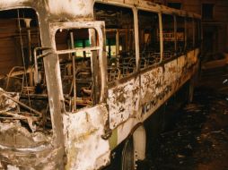 El incendio comenzó luego de que el autobús comenzara a presentar desperfectos. ARCHIVO /