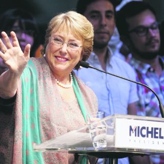 'Por fin es momento de hacer cambios', festeja Bachelet