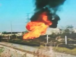 La explosión se presentó al filo de las 12:30 horas en la zona conocida como El Faro, en Alcoman. Las labores en la zona continúan. ESPECIAL /