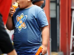 El problema de la obesidad infantil se considera un reto de salud pública. ARCHIVO /