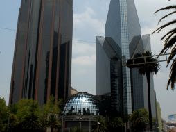El mercado mexicano abrió la semana con ligeras ganancias. ARCHIVO /