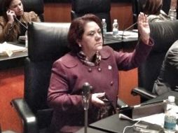 Rocío Pinea fue sacada de donde estaba retenida entre consignas de 'vende patrias' por parte de manifestantes. TOMADA DE @RocioPinedaG  /