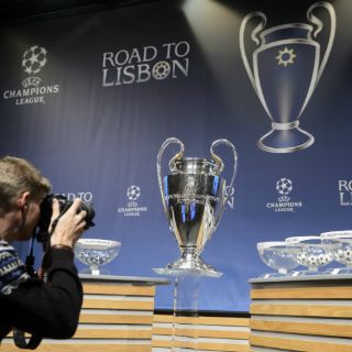 La UEFA sanciona a Zenit y Olympiakos por actos racistas