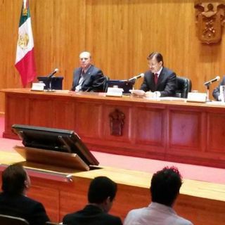 La UdeG aprueba presupuesto por 10 mil MDP para 2014