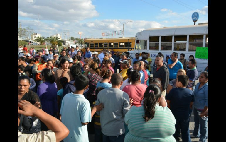 Advierten que realizarán más manifestaciones hasta que no empiecen a contruir un puente en la zona. SUN /