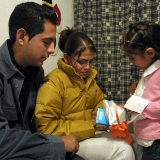 Mexicanos prevén gastar más en esta Navidad que en 2012