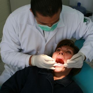 Una mala higiene bucal pone en riesgo tu salud