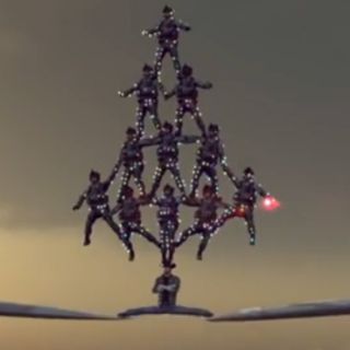 Chuck Norris supera 'split' de Van Damme