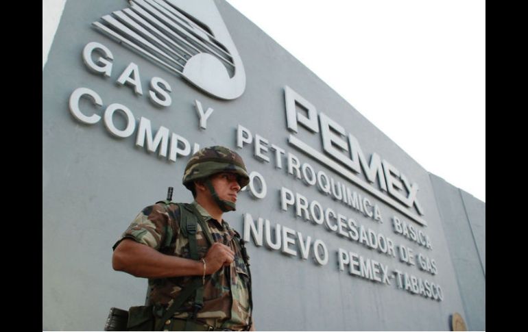 El Congreso de la Unión deberá realizar adecuaciones dentro de los 120 días naturales siguientes en materia de combustibles. ARCHIVO /