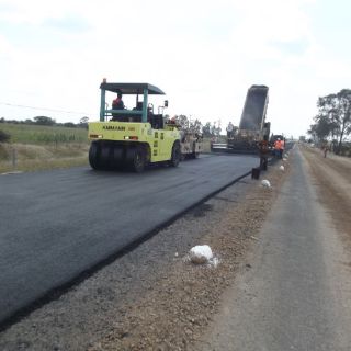 Rehabilitan infraestructura carretera de la región Altos Norte