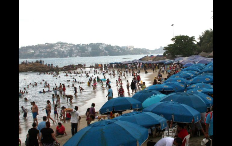 Estiman que el puerto reciba a un total de 500 mil turistas durante la temporada vacacional. ARCHIVO /