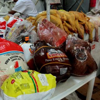 Planificar cena de Navidad puede reducir gasto