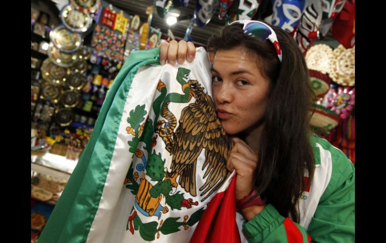La doble medallista olímpica de taekwondo María Espinoza pasará la Noche Buena en Sinaloa. ARCHIVO /