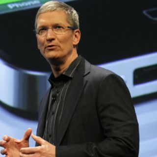 Tim Cook y Apple tienen 'grandes planes' para 2014