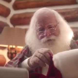 Santa Claus tiene la ayuda de 'Helpouts'