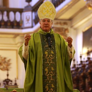 Cardenal Robles llama al silencio interior en Navidad
