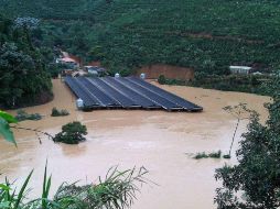 Varias regiones permanecen aisladas por las inundaciones, sin comunicaciones, agua potable o energía eléctrica. EFE /