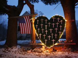 Las autoridades de Connecticut hicieron públicos los nuevos documentos en torno a la tragedia de Newtown. ARCHIVO /