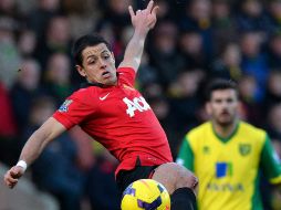 Javier 'Chicharito'  Hernández fue titular y dispuso de un par de ocasiones para marcar, una en cada periodo. AFP /