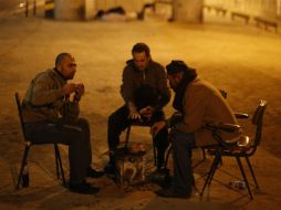 A partir de este sábado sólo uno de cuatro estadunidenses desempleados recibe asistencia federal, según The New York Times. ARCHIVO /