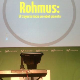 Desarrollan en IPN el robot pianista más evolucionado hasta hoy
