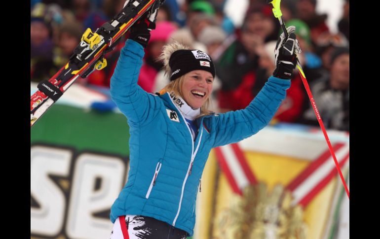 Schield, emocionada por su victoria número 35. AP /