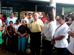 Arturo Núñez realiza una gira de trabajo por comunidades afectadas por las inundaciones. SUN /